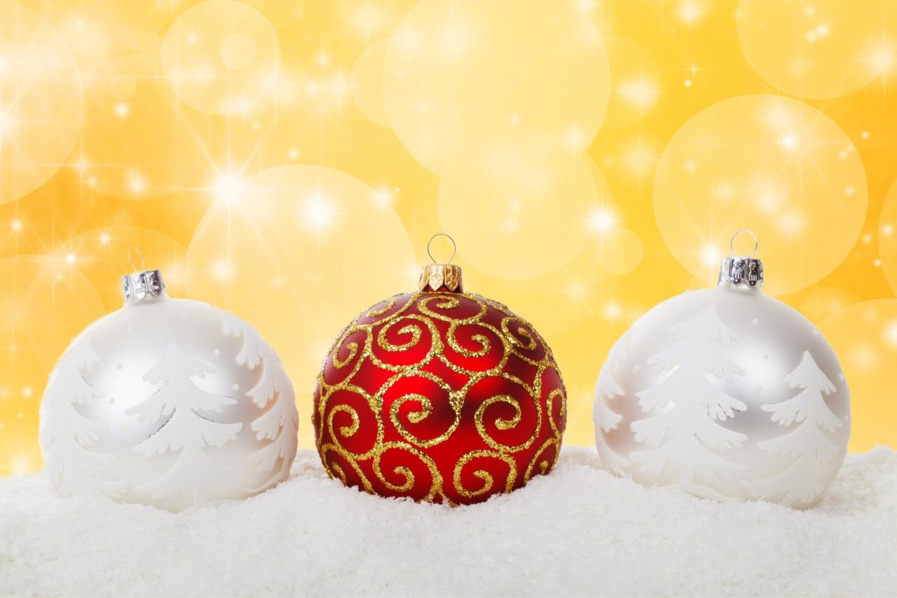 Free Images : snow, winter, white, glass, celebration, red, holiday ... Seasonal Trends in House Product Purchases and Their Impact on Sales