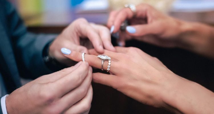 Wedding bands buying tips for the perfect choice