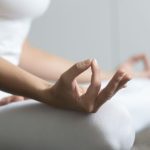 Bagaimana Meditasi Dapat Membantu Kesehatan Mental