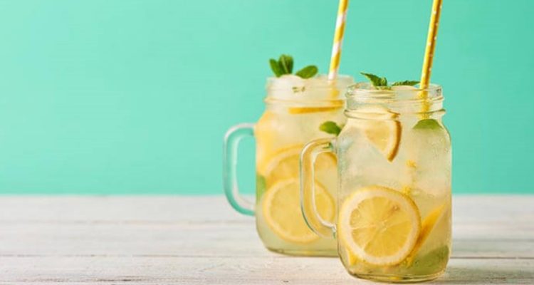 Manfaat Air Lemon Untuk Diet Dan Kesehatan yang Menarik