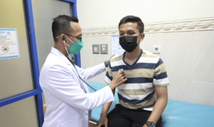 Berapa Biaya Konsultasi Dokter Umum Di Rumah yang Wajib Diketahui